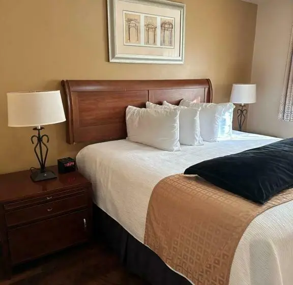 キングサイズベッドのデラックススイート, Abram Inn & Suites