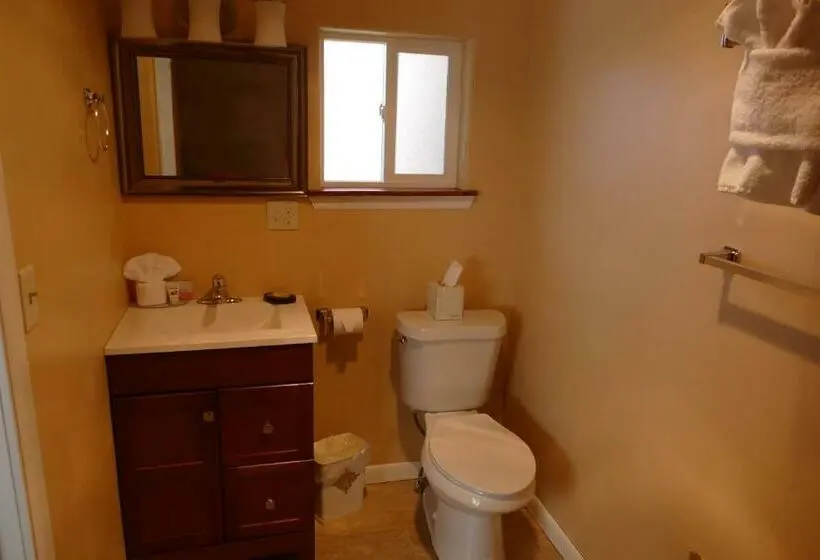 デラックスルーム, Abram Inn & Suites