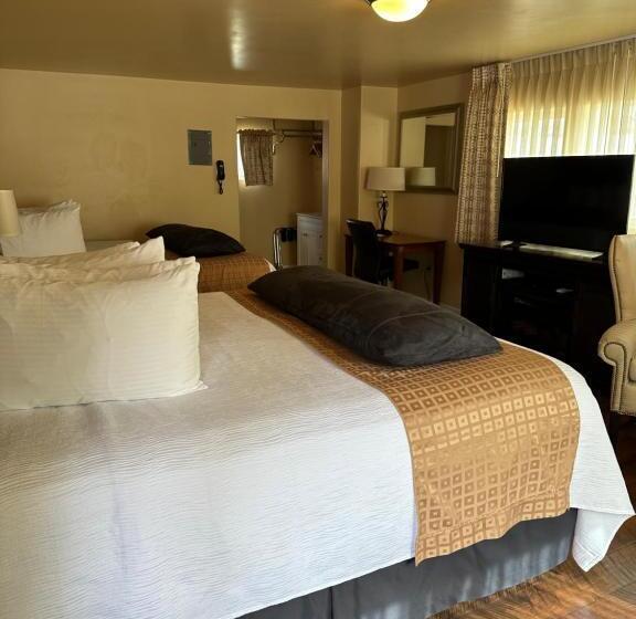 חדר דלוקס, Abram Inn & Suites