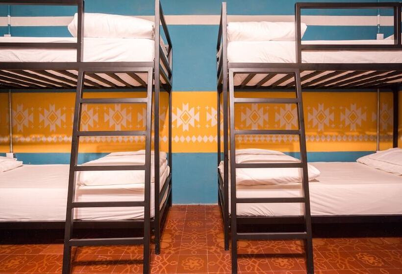 Кровать в Общей Комнате, Socialtel Atitlan Formerly Selina Atitlan