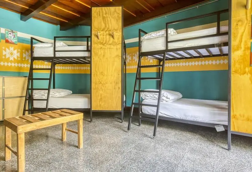 تختخواب در اتاق مشترک, Socialtel Atitlan   Formerly Selina Atitlan