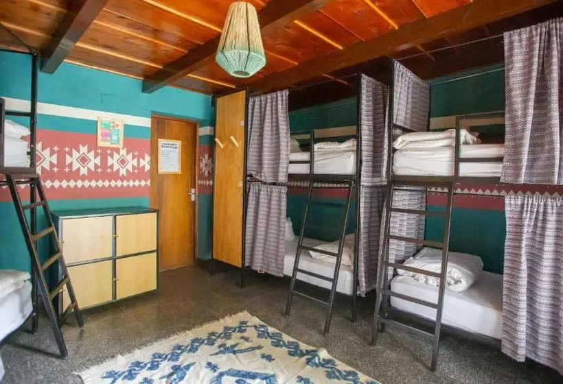 تختخواب در اتاق مشترک, Socialtel Atitlan   Formerly Selina Atitlan