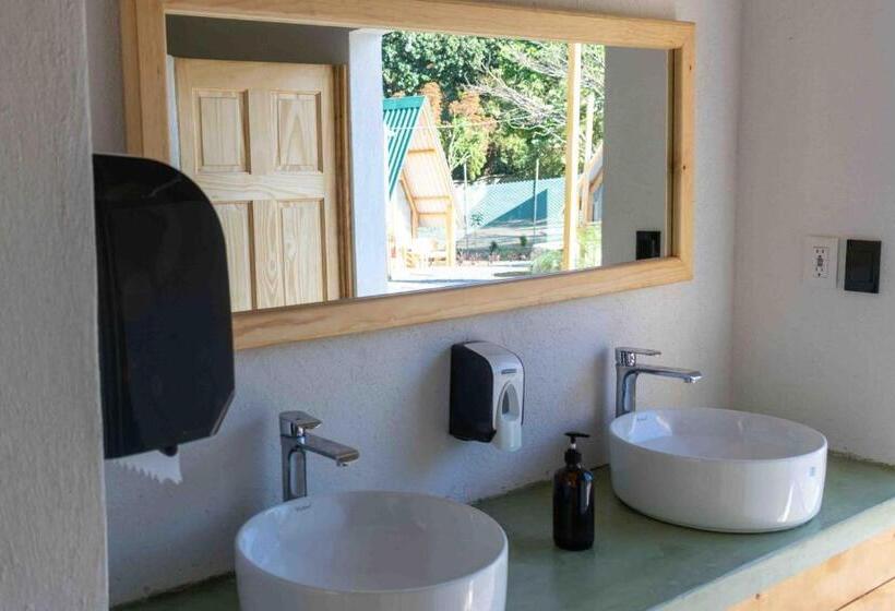 Хижина, Socialtel Atitlan Formerly Selina Atitlan