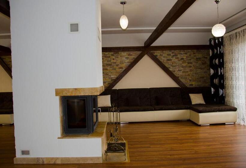 سوییت خانوادگی, Liubava