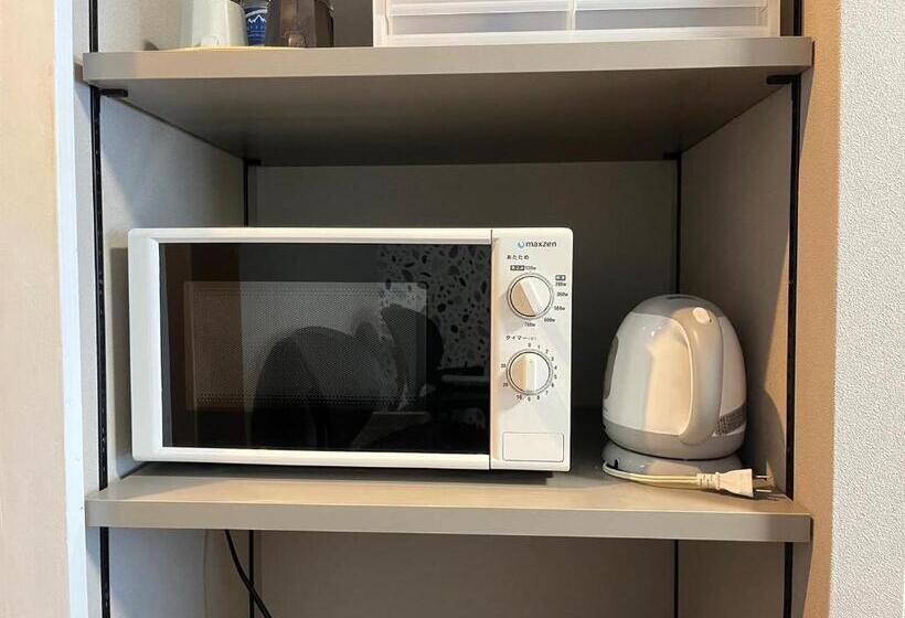 غرفة قياسية ثلاثية, Stay Airport