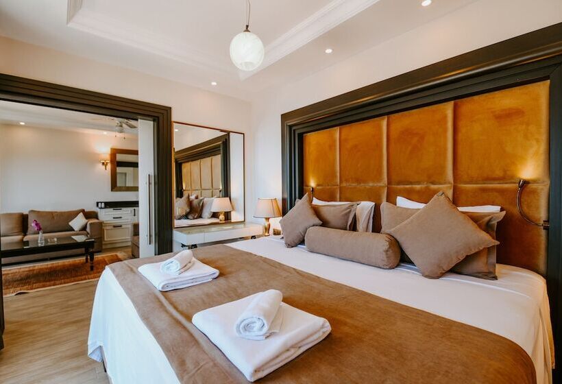 1 Bedroom Deluxe Apartment Sea View, The Mediteran