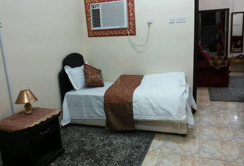 バス共有のスタンダードルーム, Al Eairy Furnished Apartments Al Ahsa 1