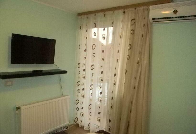 اتاق استاندارد, Family Pension