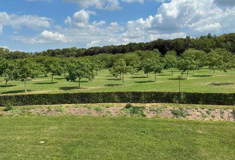 סוויטה עם ג'קוזי, Domaine De La Noiseraie