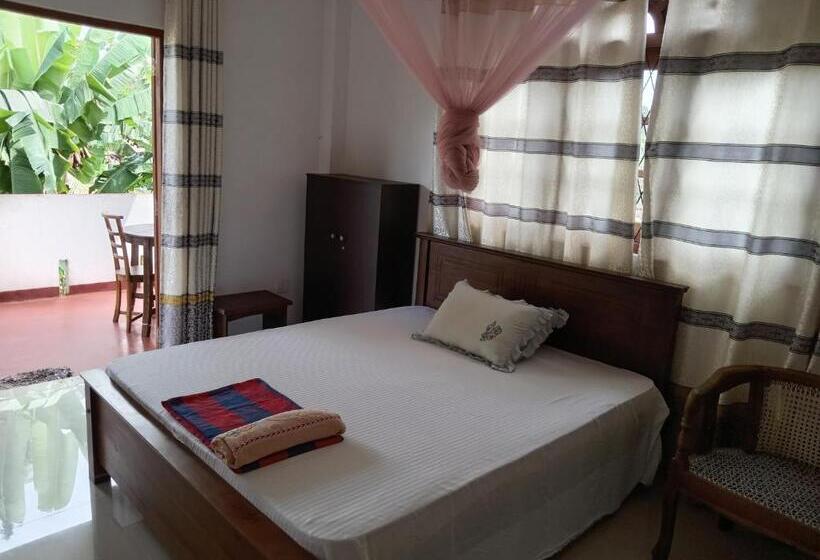Standard Room with Balcony, Methdunu