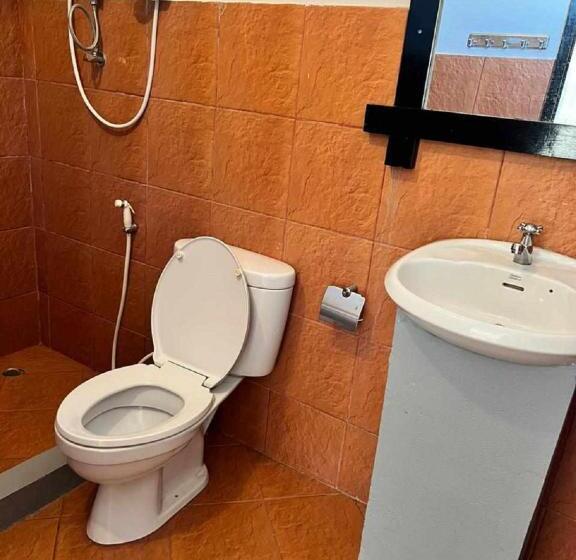 اتاق استاندارد سه نفره, Nice View Guesthouse