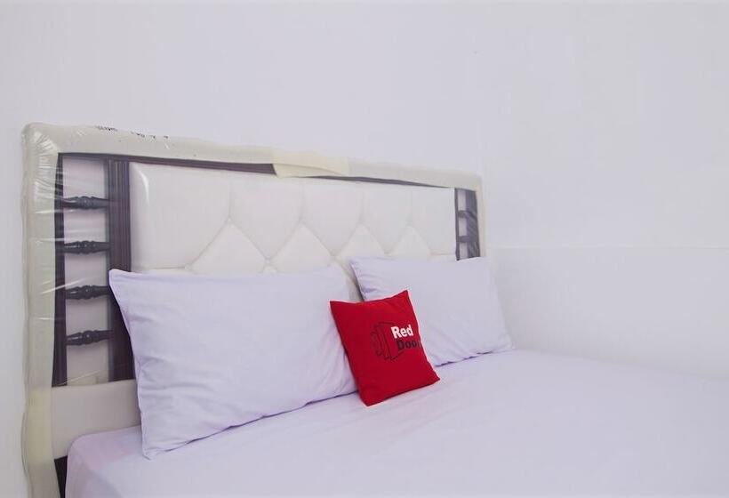 חדר סטנדרט, Reddoorz Near Stan