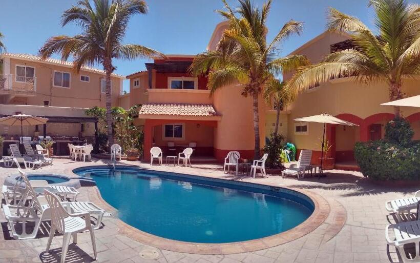 חדר דלוקס נוף בריכה, Coco Cabañas And Casitas Vacation Rentals