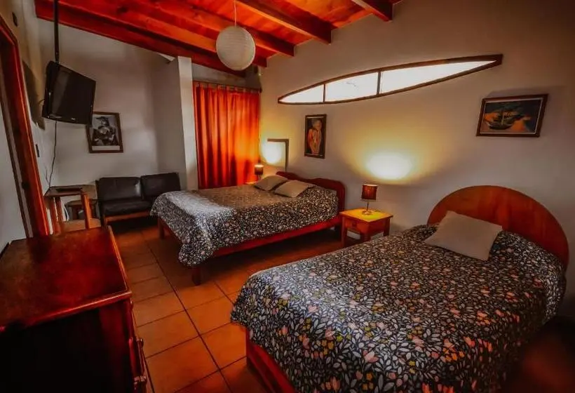 Standard Kolmen Hengen Huone, Hostal El Punto