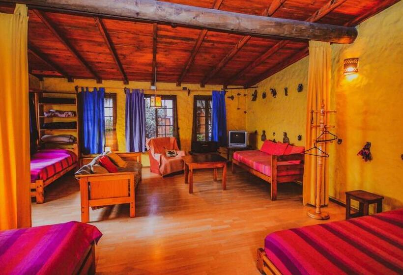 Ortak Banyolu Aile Odası, Hostal El Punto