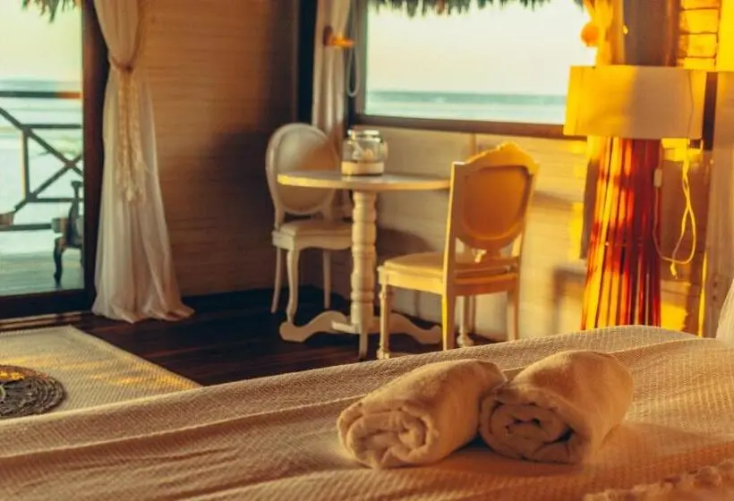 スタンダードバンガロー, Kitejuba Bungalows
