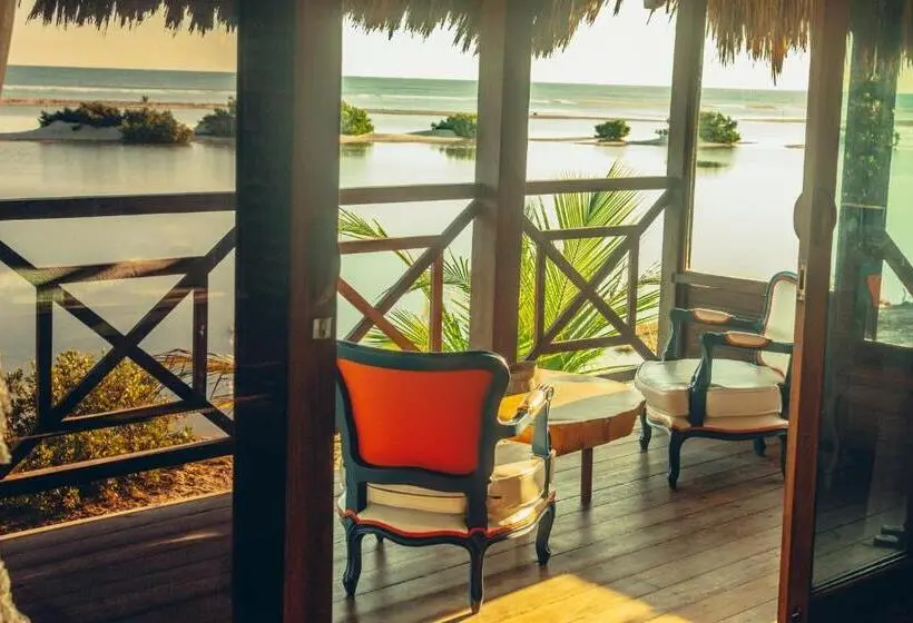 スタンダードバンガロー, Kitejuba Bungalows