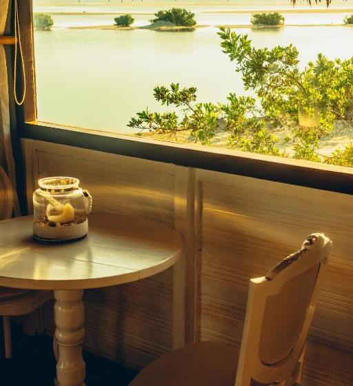 بنجلو قياسى, Kitejuba Bungalows