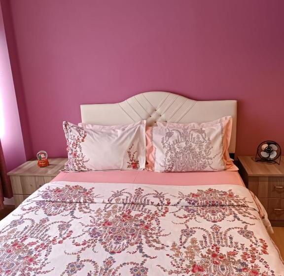 اتاق خانوادگی, Samlife Apart