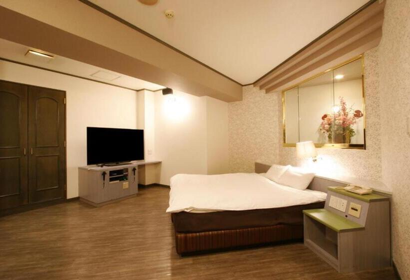 غرفة سوبيريور, Noa