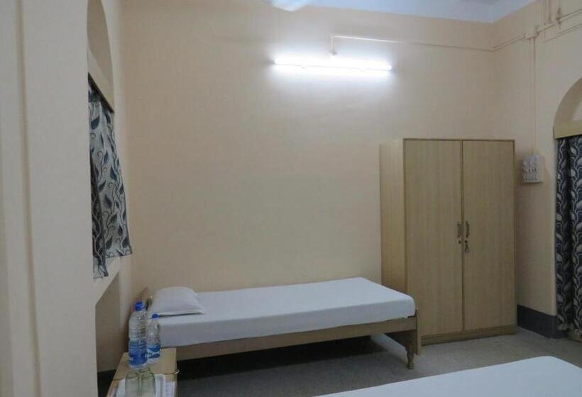 デラックスファミリールーム, Shaw Guest House