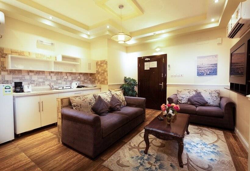 Апартаменты 2 Спальни, Gardens View Apart