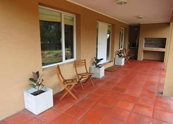 패밀리 룸, Aire Serrano