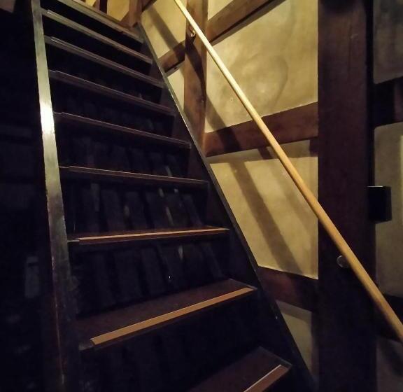 Quarto Quadruple Clássico, Echizen Guesthouse Tamada