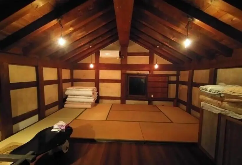 Camera Quadrupla Classica, Echizen Guesthouse Tamada