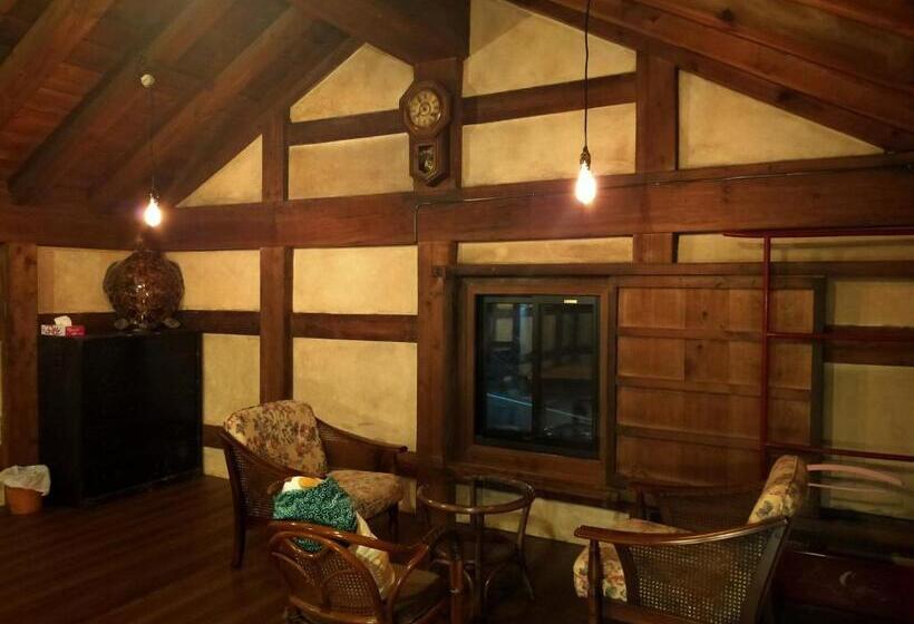 Quarto Quadruple Clássico, Echizen Guesthouse Tamada