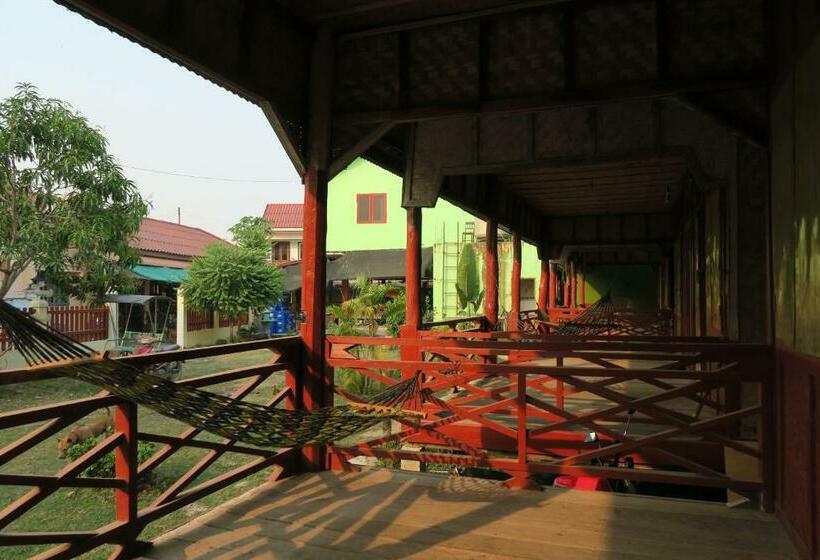 Номер Стандарт с Террасой, Ning Ning Bungalow