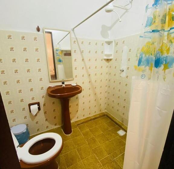 Négyágyas Standard Szoba, Pousada Berimbau