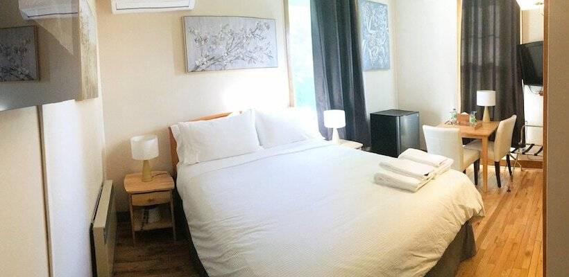 Номер Стандарт, Auberge Closjoli