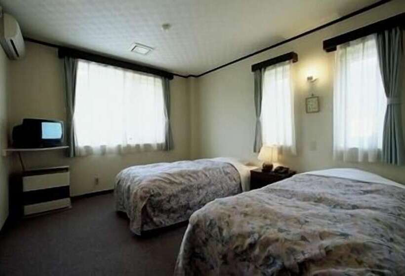 Quarto Estandar Individual, Hill Top