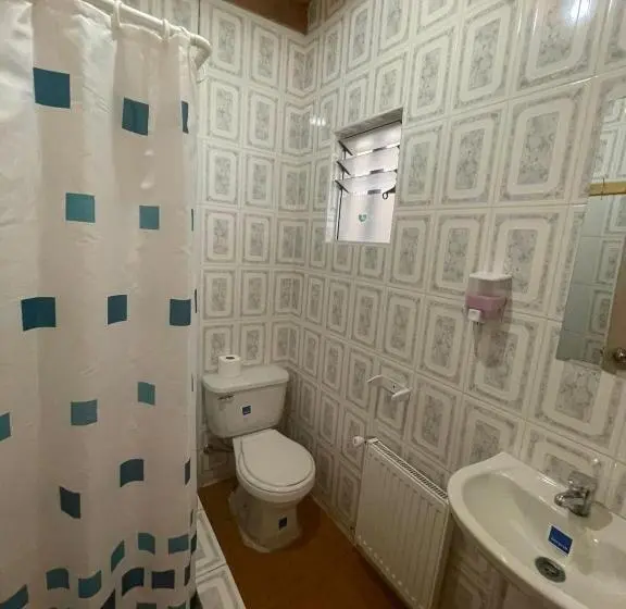 اتاق لوکس, Hostal El Amigo Lucho