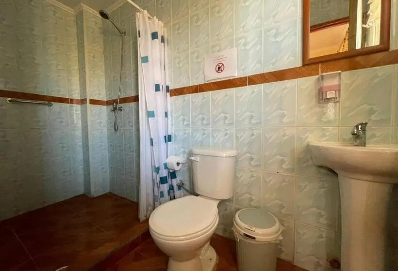 اتاق استاندارد سه نفره, Hostal El Amigo Lucho