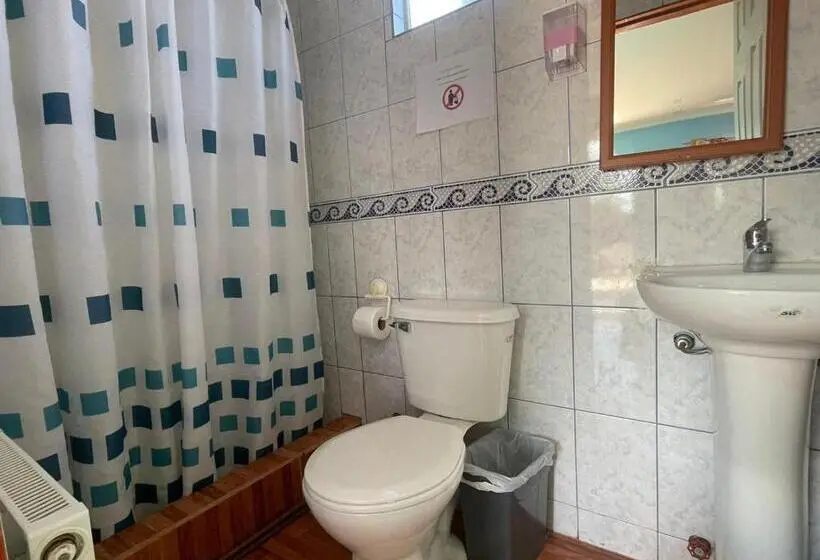 اتاق استاندارد چهار تخته, Hostal El Amigo Lucho