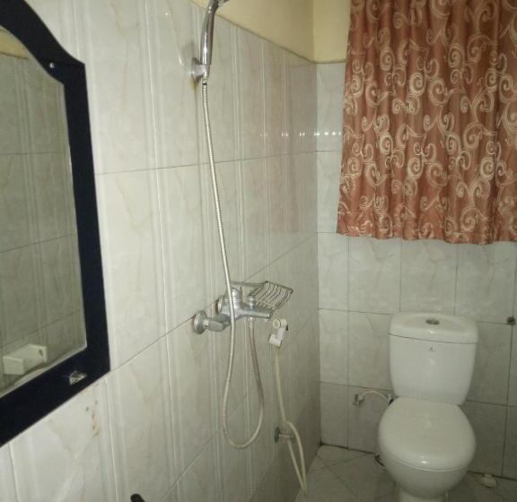 اتاق اکونومی, Kivulini Homestay