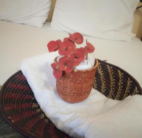 اتاق لوکس, Kivulini Homestay