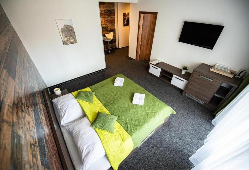 2ベッドルームアパートメント, Wellness Penzión Ferrata