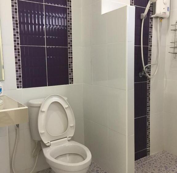 キングサイズベッドのスタンダードルーム, Connect Apartment