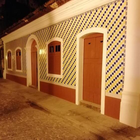 سوییت, Casa Frankie