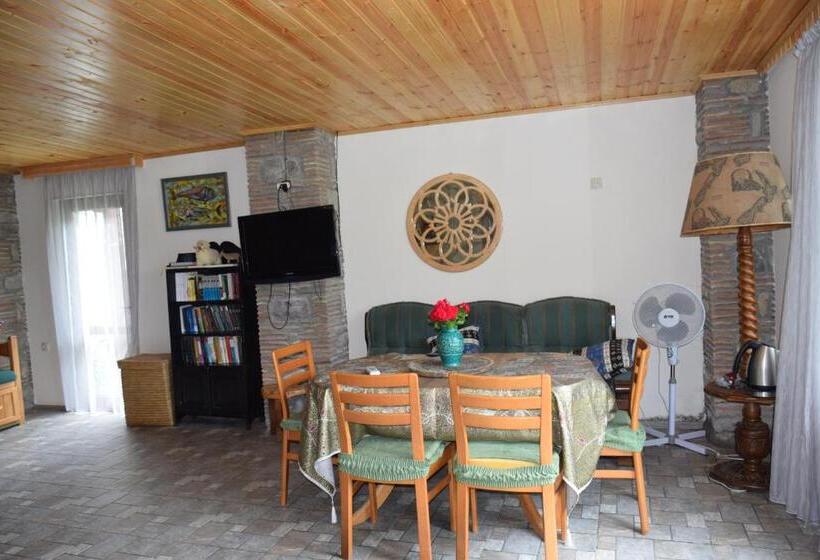 اتاق استاندارد, Guest House Ilto