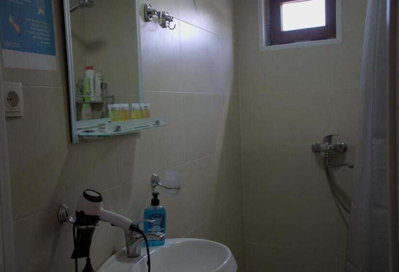 اتاق استاندارد چهار تخته, Guest House Ilto