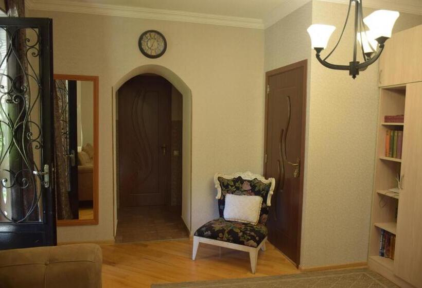 اتاق استاندارد چهار تخته, Guest House Ilto