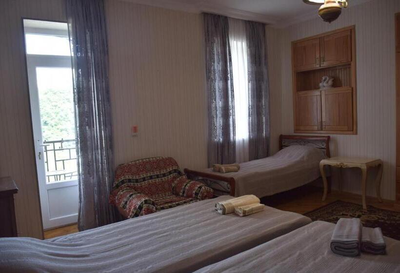 اتاق استاندارد چهار تخته, Guest House Ilto