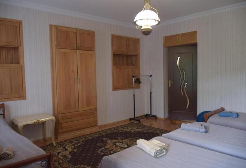 اتاق استاندارد چهار تخته, Guest House Ilto