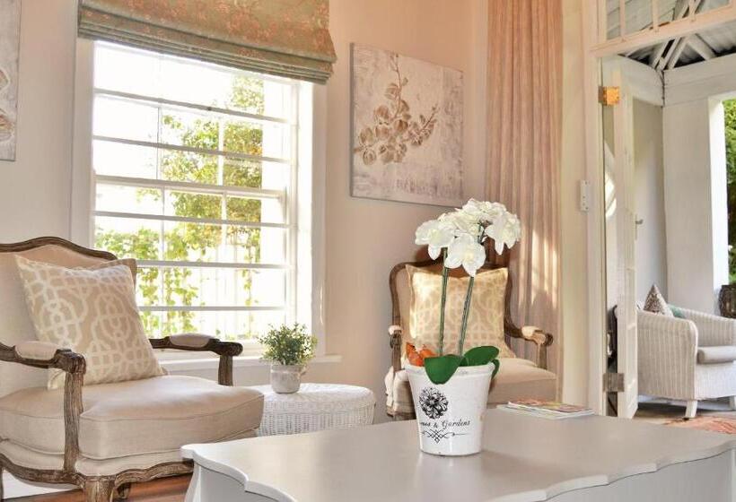 스탠다드 룸 킹사이즈 침대, Afrika Pearl