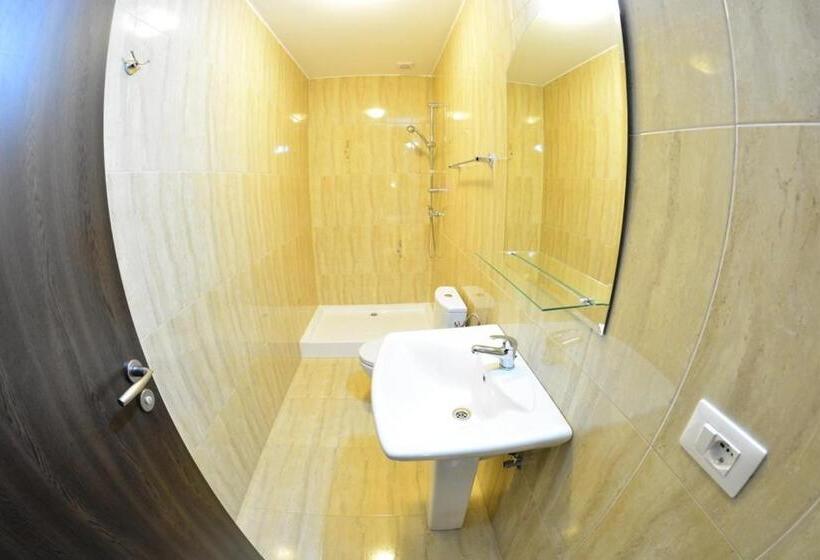 اتاق استاندارد یک نفره, Casa Cojocaru