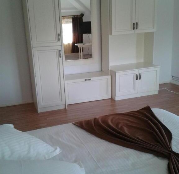 2ベッドスイートルーム, Casa Craiova Nuova